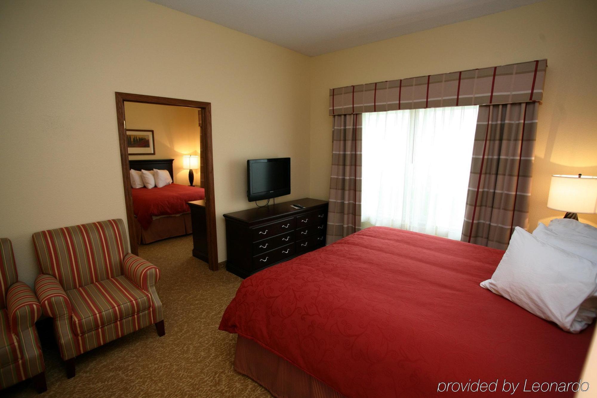 Country Inn & Suites By Radisson, Kansas City At Village West, Ks Bonner Springs Room photo